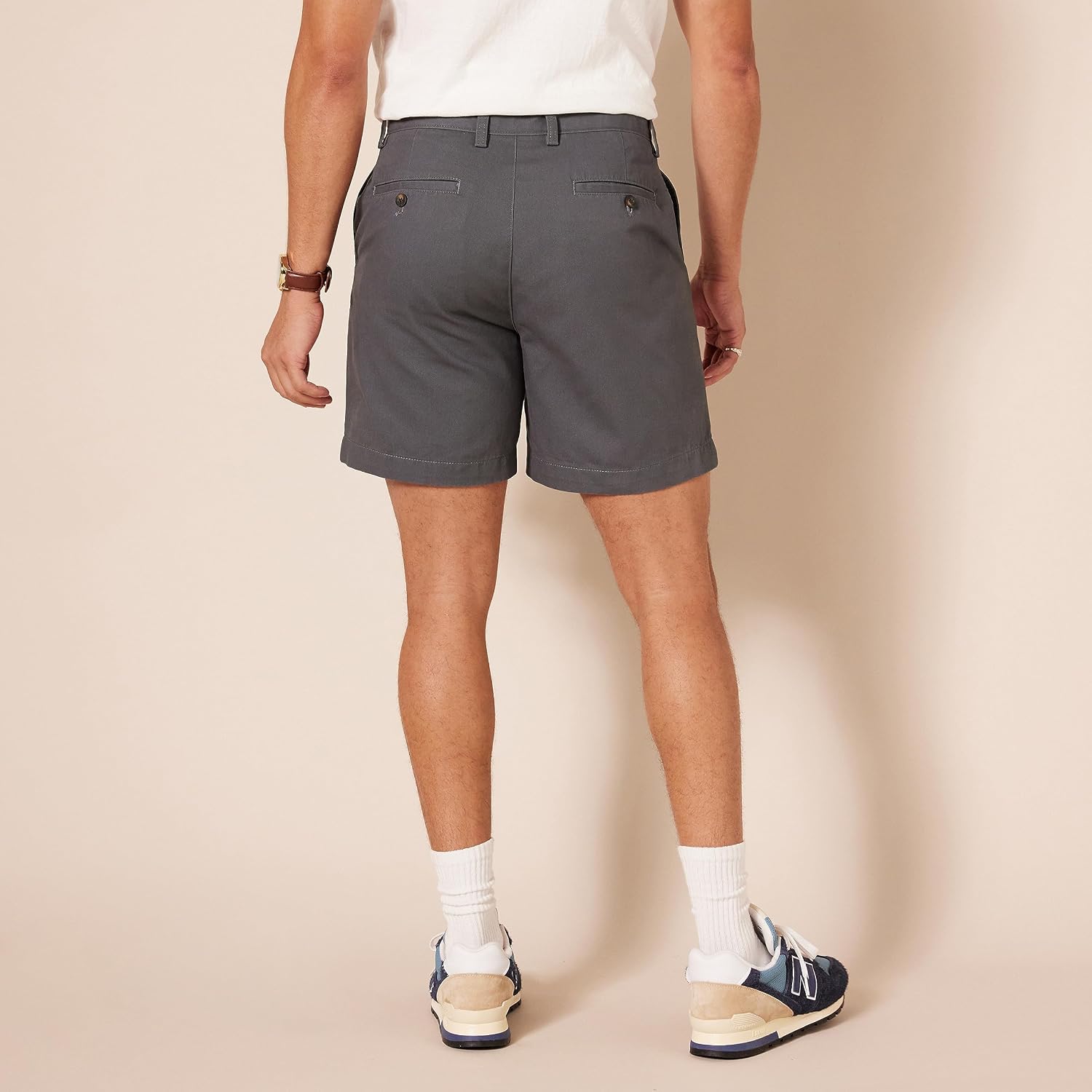 Amazon Essentials Men's Classic-Fit 7" Chino Shorts