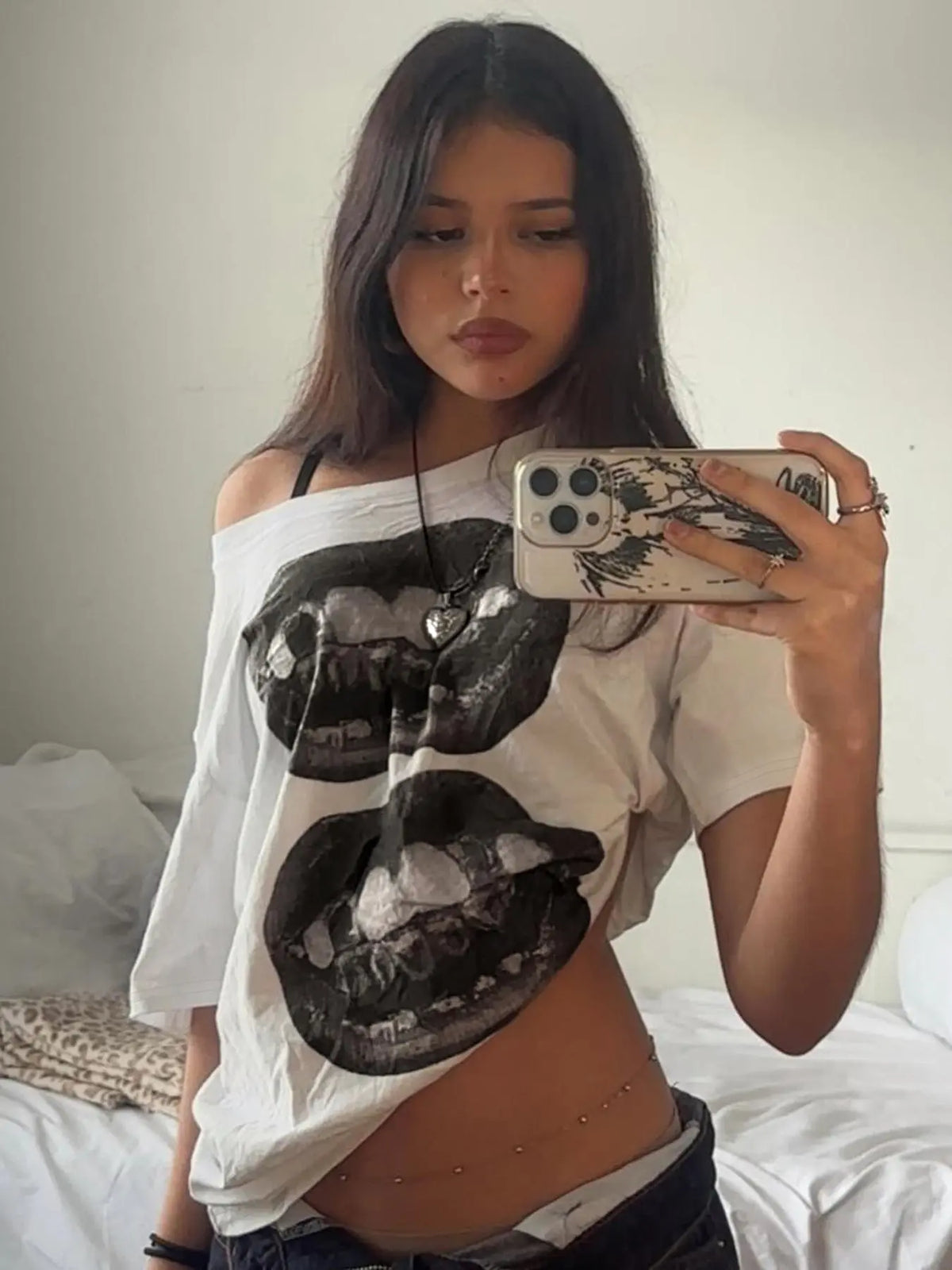 Women's Graphic Print Asymmetrical Neck Tee, Fashion Chic Casual Loose Fit T-Shirt for Daily Vacation Outdoor, Ladies Clothes for Summer, Womenswear, Streetwear, Casual Breathable Comfy Top